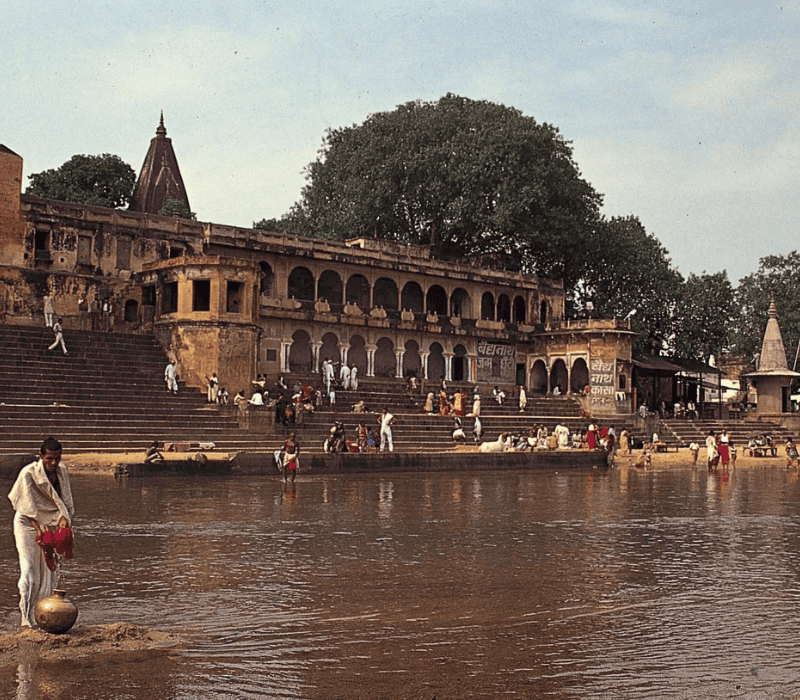 Kashi, Gaya, Allahabad, Ayodhya Namisharanya Tour - 6 D