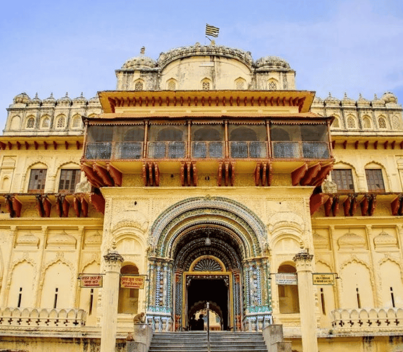 Kashi, Ayodhya, Prayagraj 2N 3D 